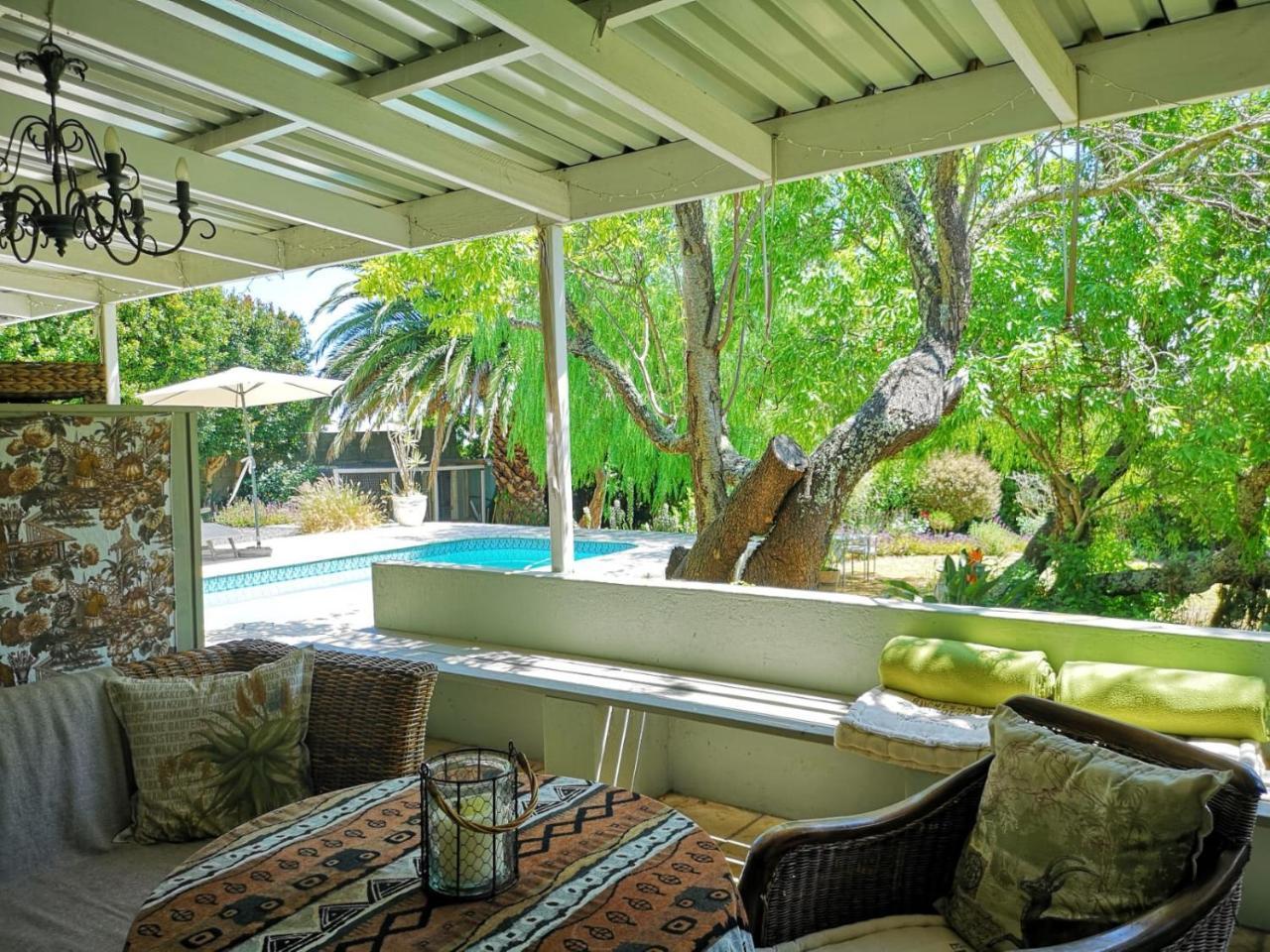 Almond Cottage Bed & Breakfast Somerset West Luaran gambar