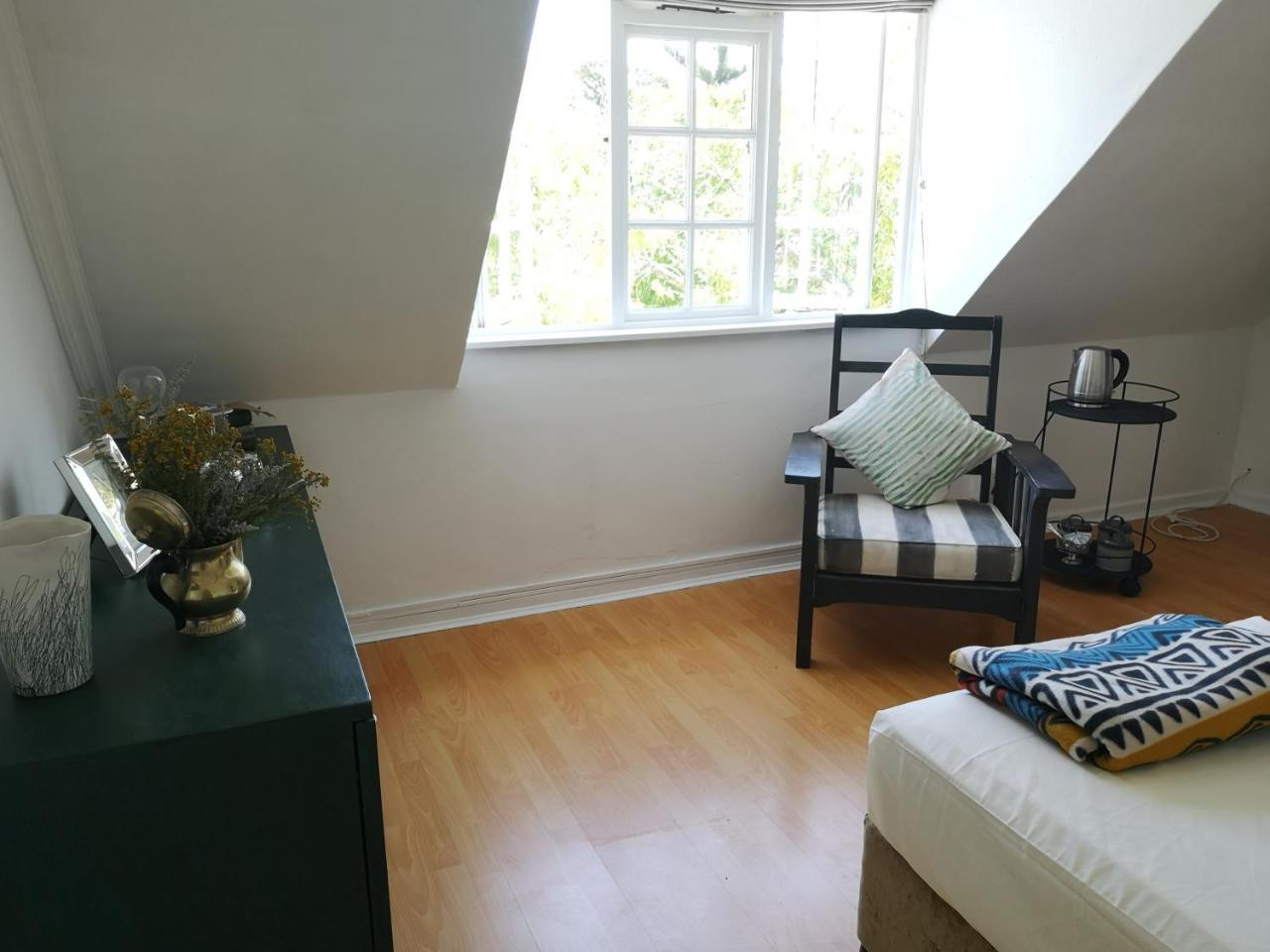 Almond Cottage Bed & Breakfast Somerset West Luaran gambar