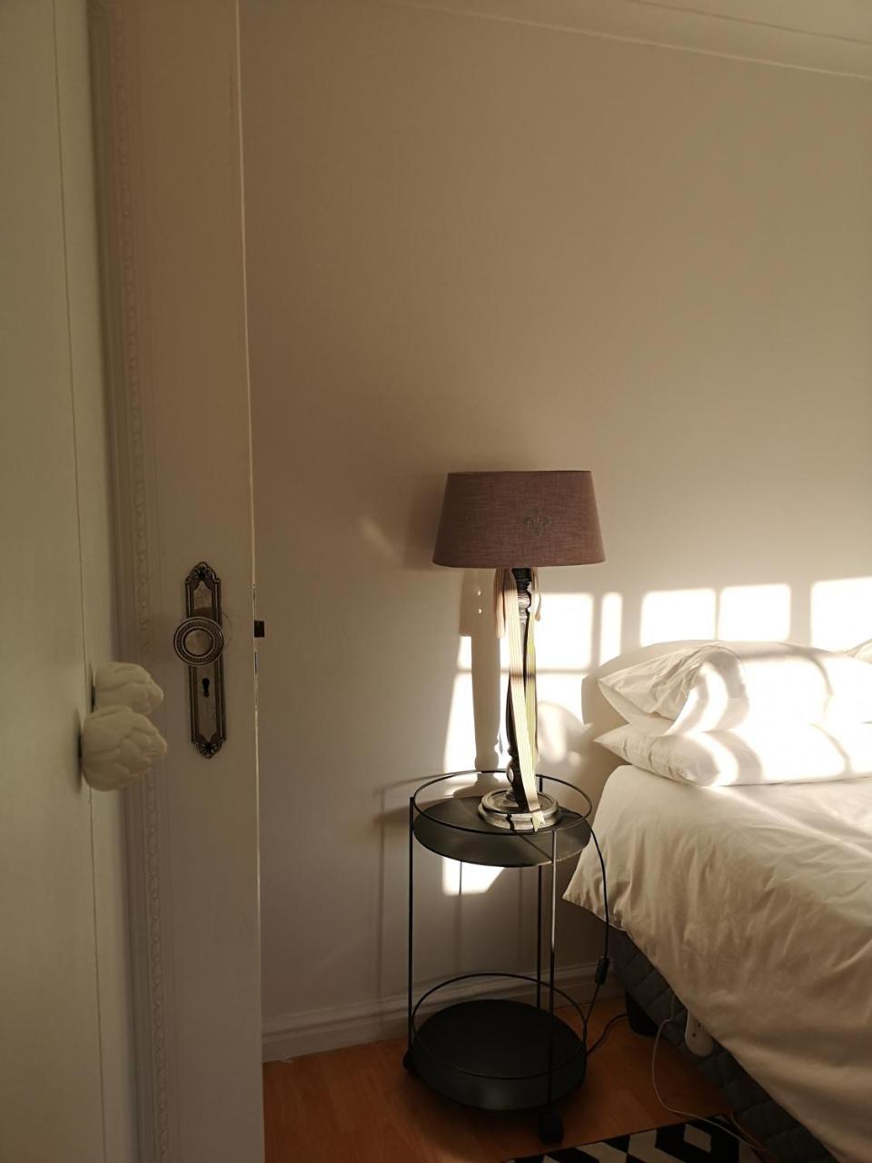 Almond Cottage Bed & Breakfast Somerset West Luaran gambar
